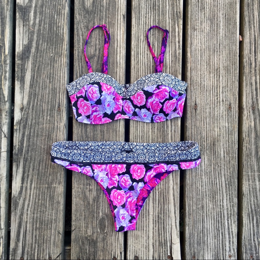 New LA hearts floral bikini